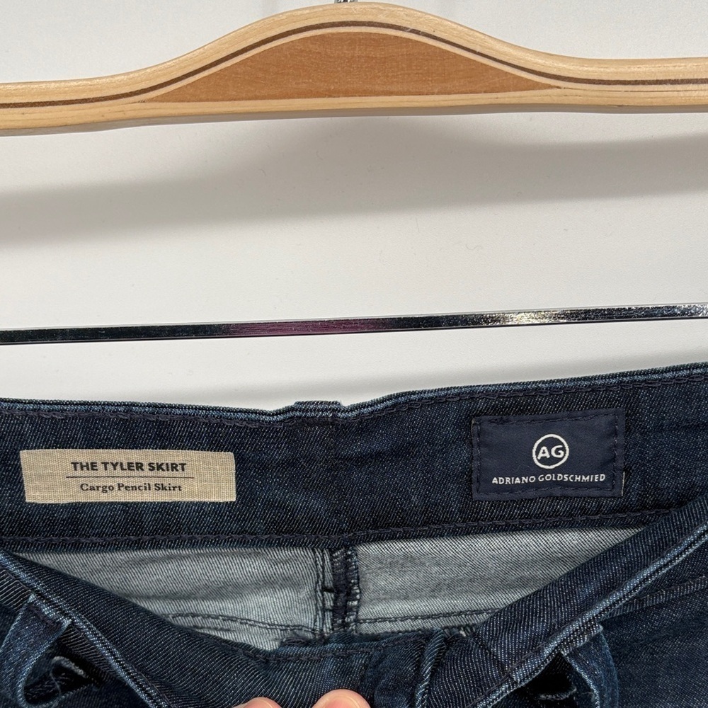 🪁 AG  the Tyler cargo pencil skirt Dark Denim - Picture 4 of 6